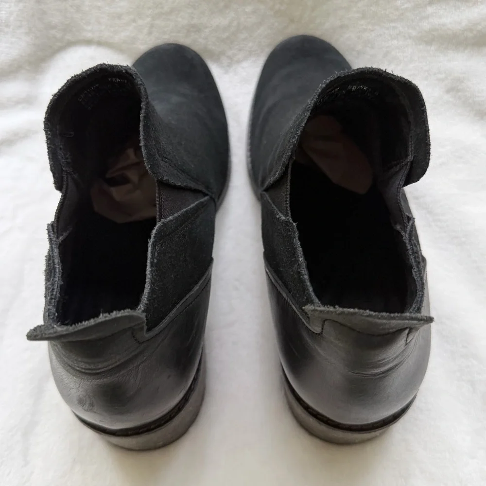 Aetrex Frankie Black Size 8.5 Boots Ankle Bootie Leather Suede Water Resistant